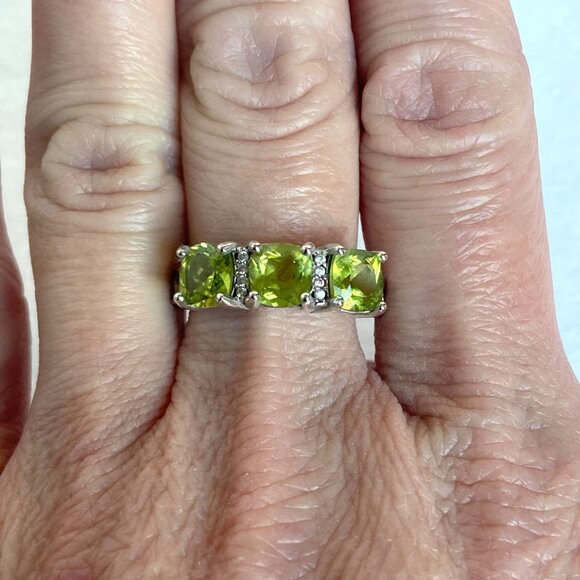 Sterling Silver 925 Prong Set Cushion Cut Peridot Multi Gemstone Ring 8.5 - Picture 1 of 16